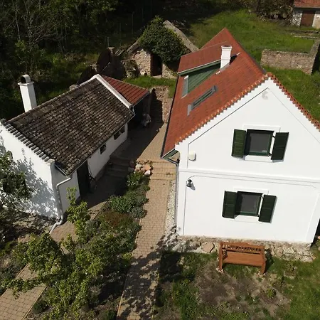 Sun & Wine Balaton Holiday home Badacsonytomaj